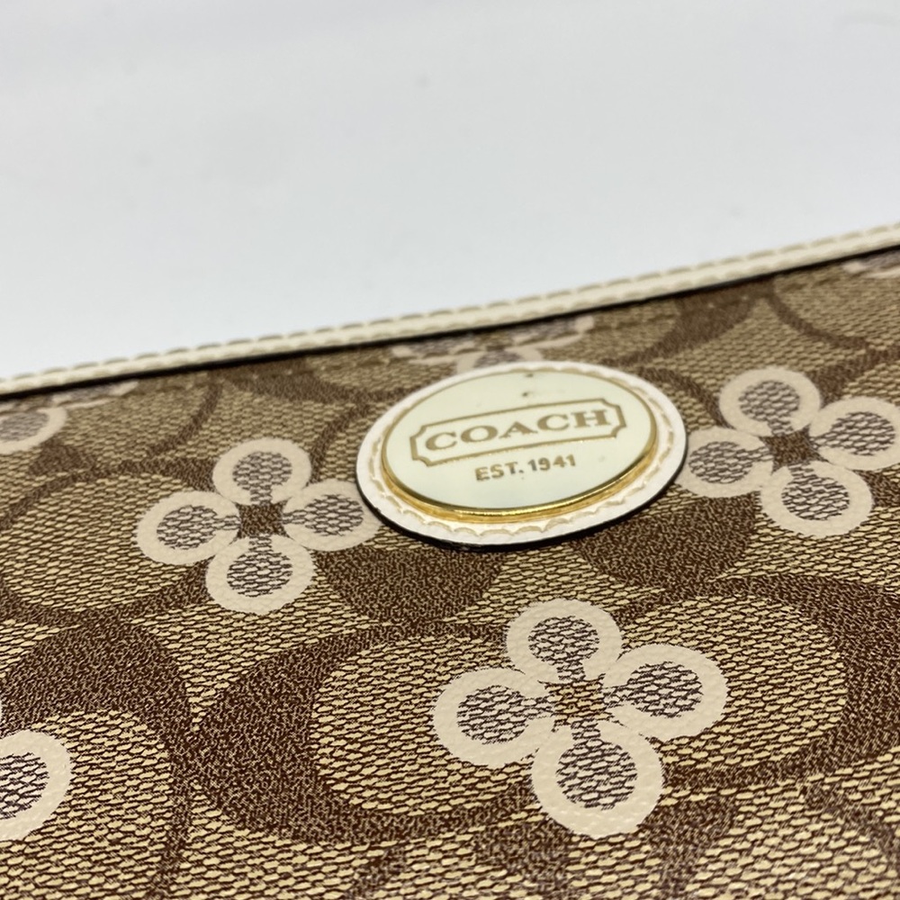 COACH Signature Wallet Gold Zip Wallet - Picture 2 of 9